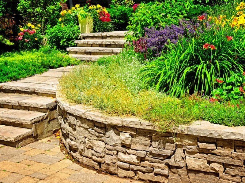 Choosing the Right Stone for Outdoor Steps